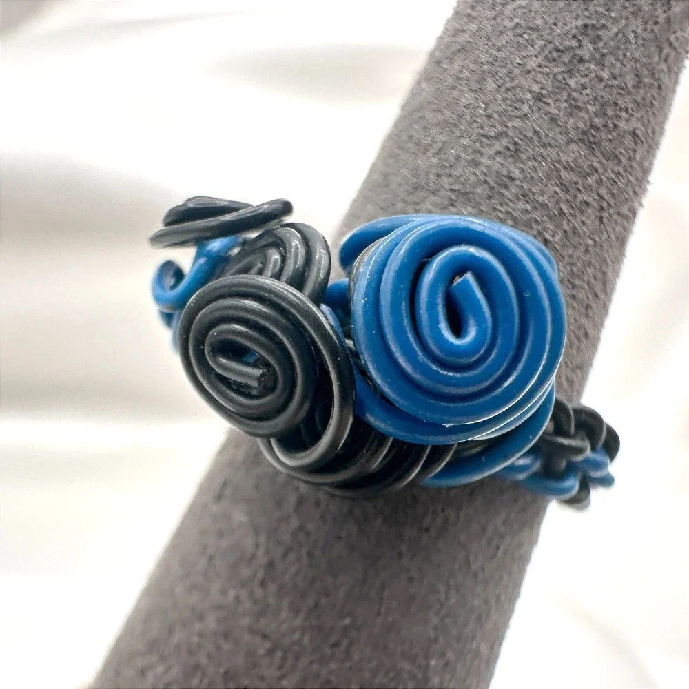 Vintage Y2K Wire Wrap Spiral Statement Ring Women's Classic Fashion Jewelry Boho